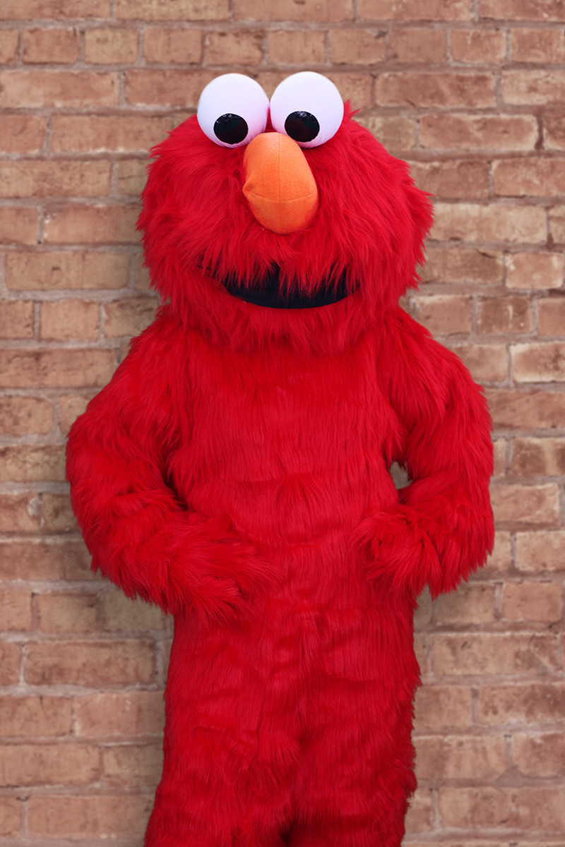 Elmo mascot character for birthday parties in San Diego